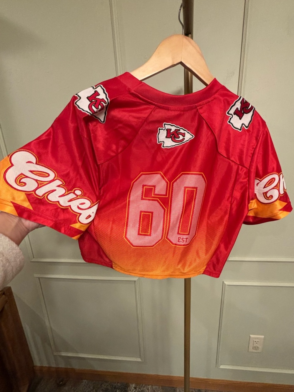 Kansas City Chiefs NFL Official Cropped Women Jersey Football MSRP$50 NWT SMALL